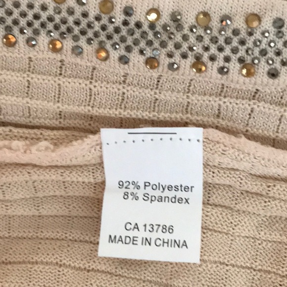 Bejewelled on sleeves open front Model France sweater - Picture 5 of 5